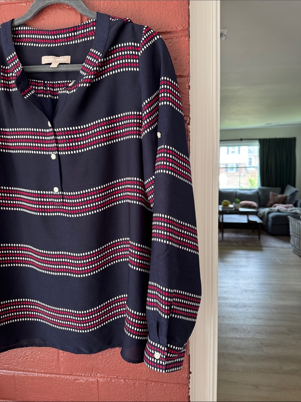 Banana Republic Navy Blouse with Red and White Dot Striped Pattern L - Picture 4 of 8